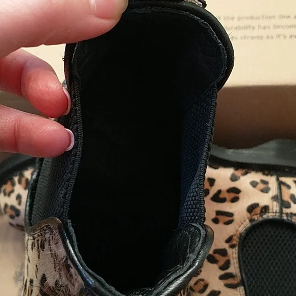 Dr. Martens - Picture 3 of 5